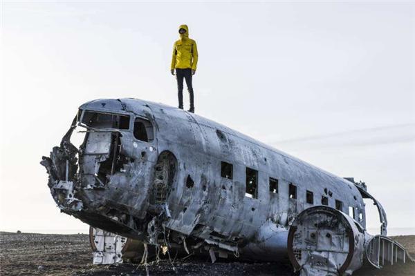 飞机坠毁后,乘客幸存的几率有多大?这架飞机坠落后没有一人遇难