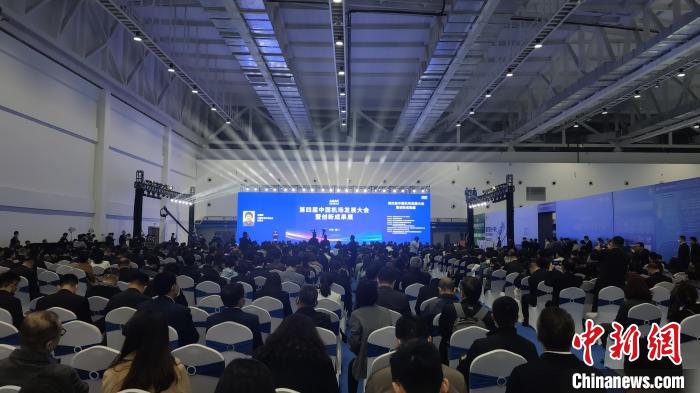 第四届中国机场发展大会暨创新成果展在厦门举办